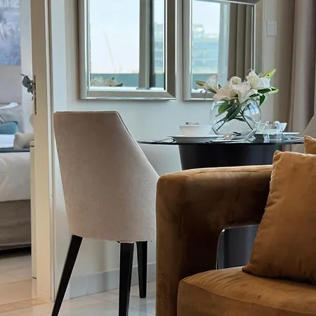 Appartement Magnificent - Damac Distinction Downtown à Dubaï Extérieur photo