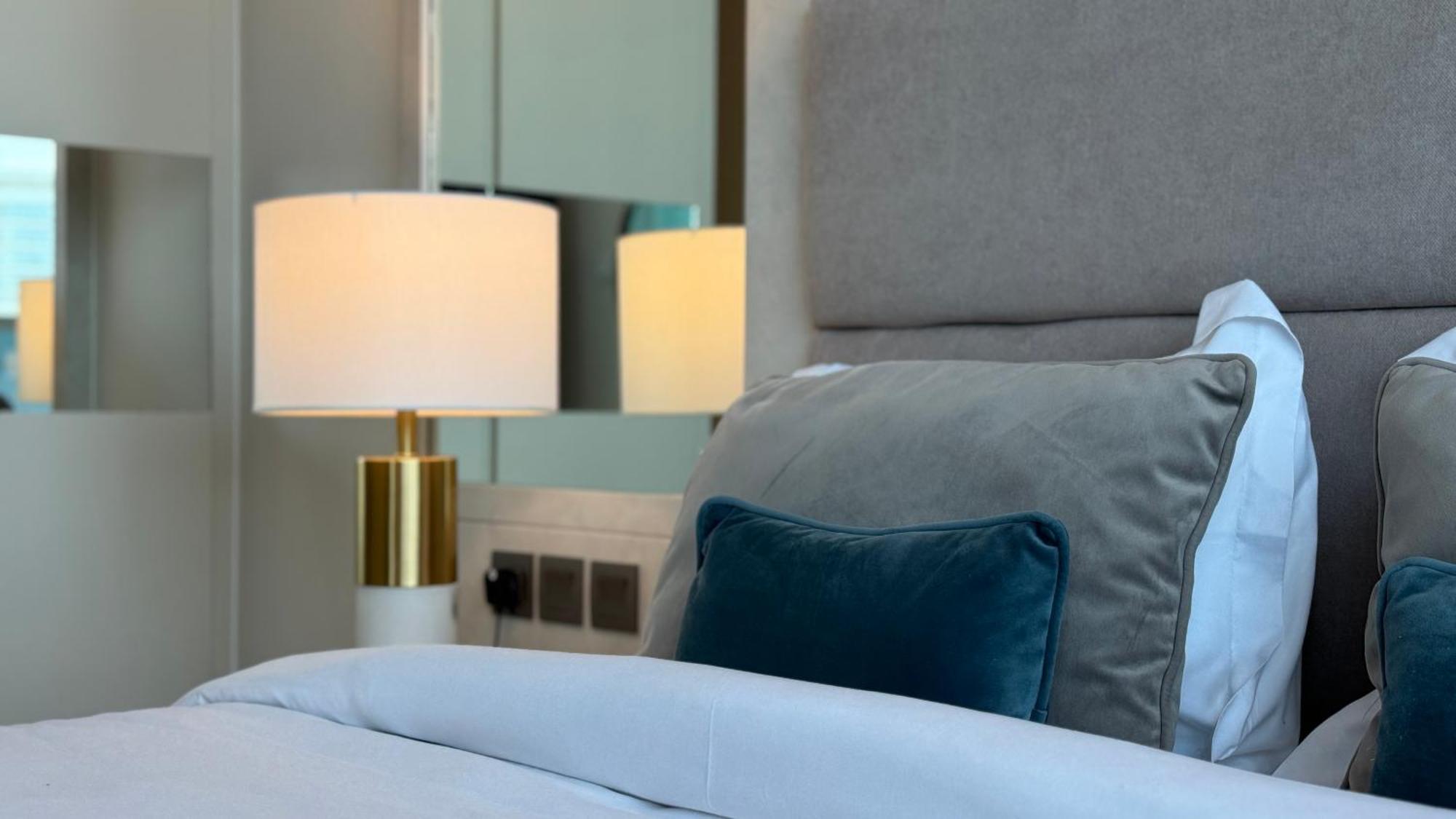 Magnificent - Damac Distinction Downtown * Dubaï